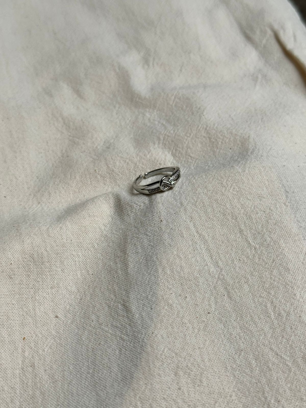 Anillo de Nudo Ajustable