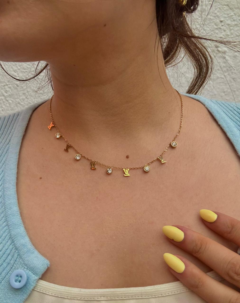 Collar LV Gold
