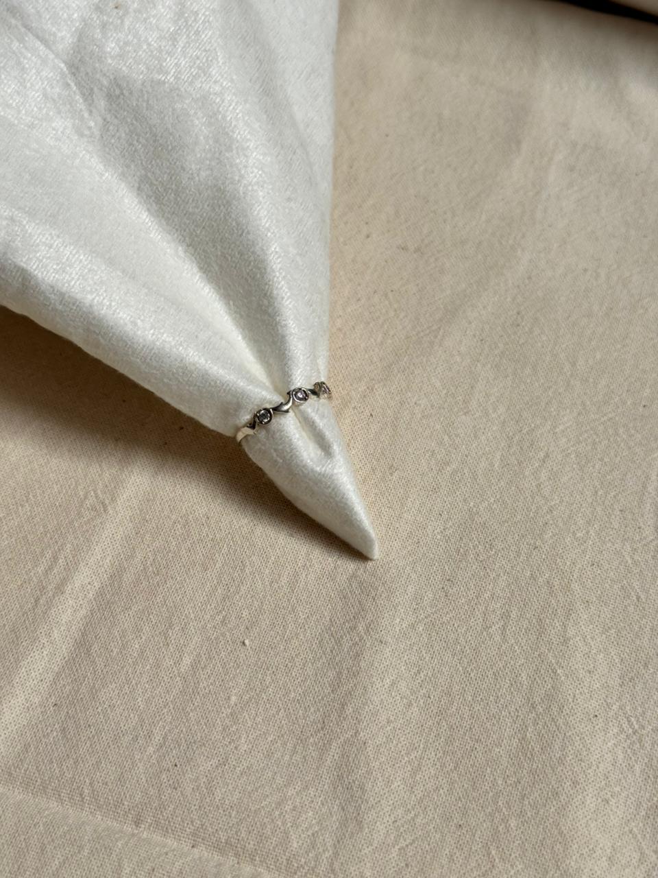 Anillo Moonwave